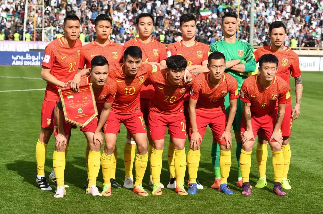 爆大冷！3-2，男排亚洲独苗挺进世锦赛8强，中国男排同组劲敌出局