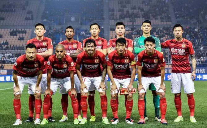 理配合他